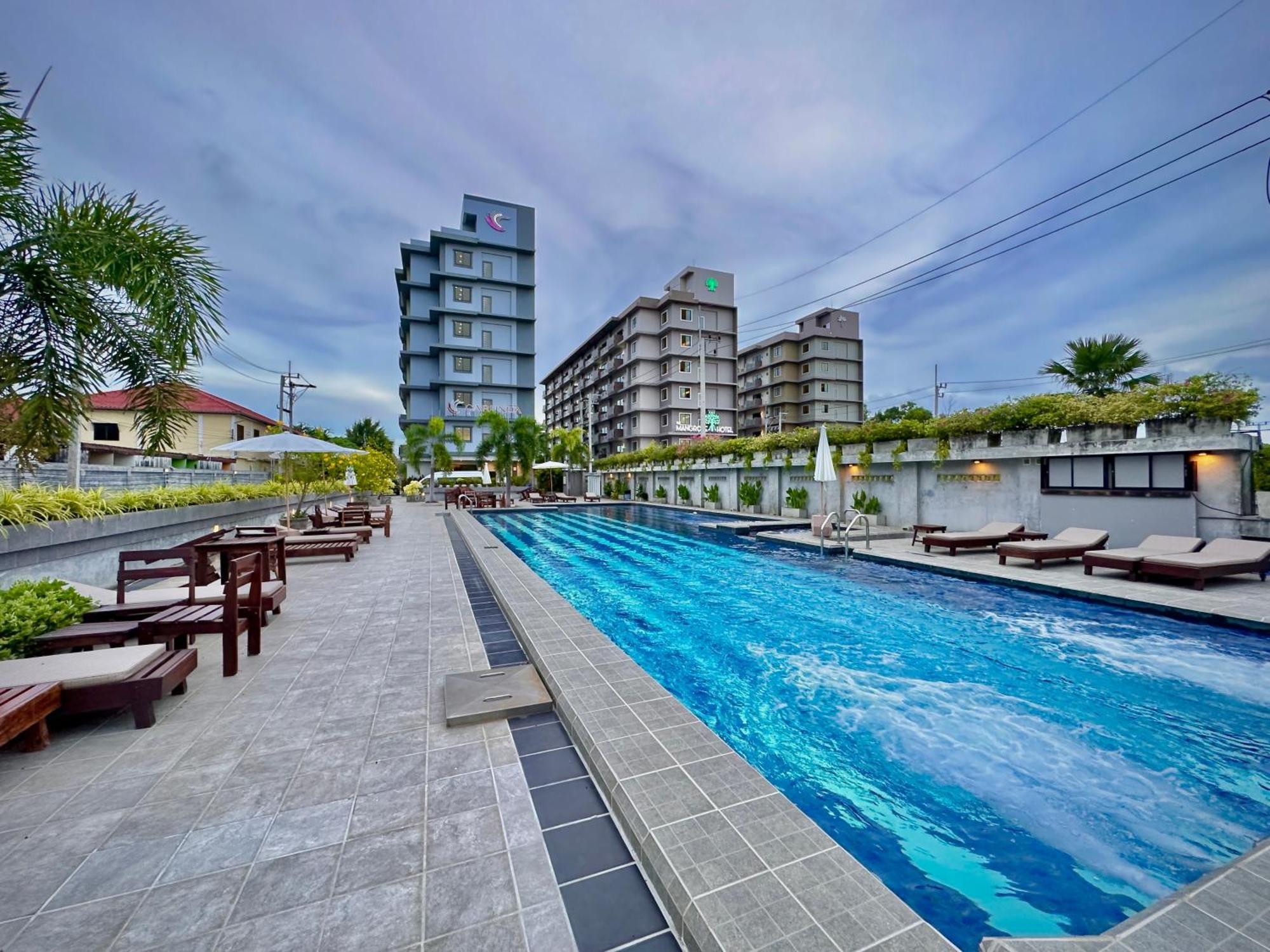 Mangrove Prestige Hotel Na Chom Thian Exteriör bild